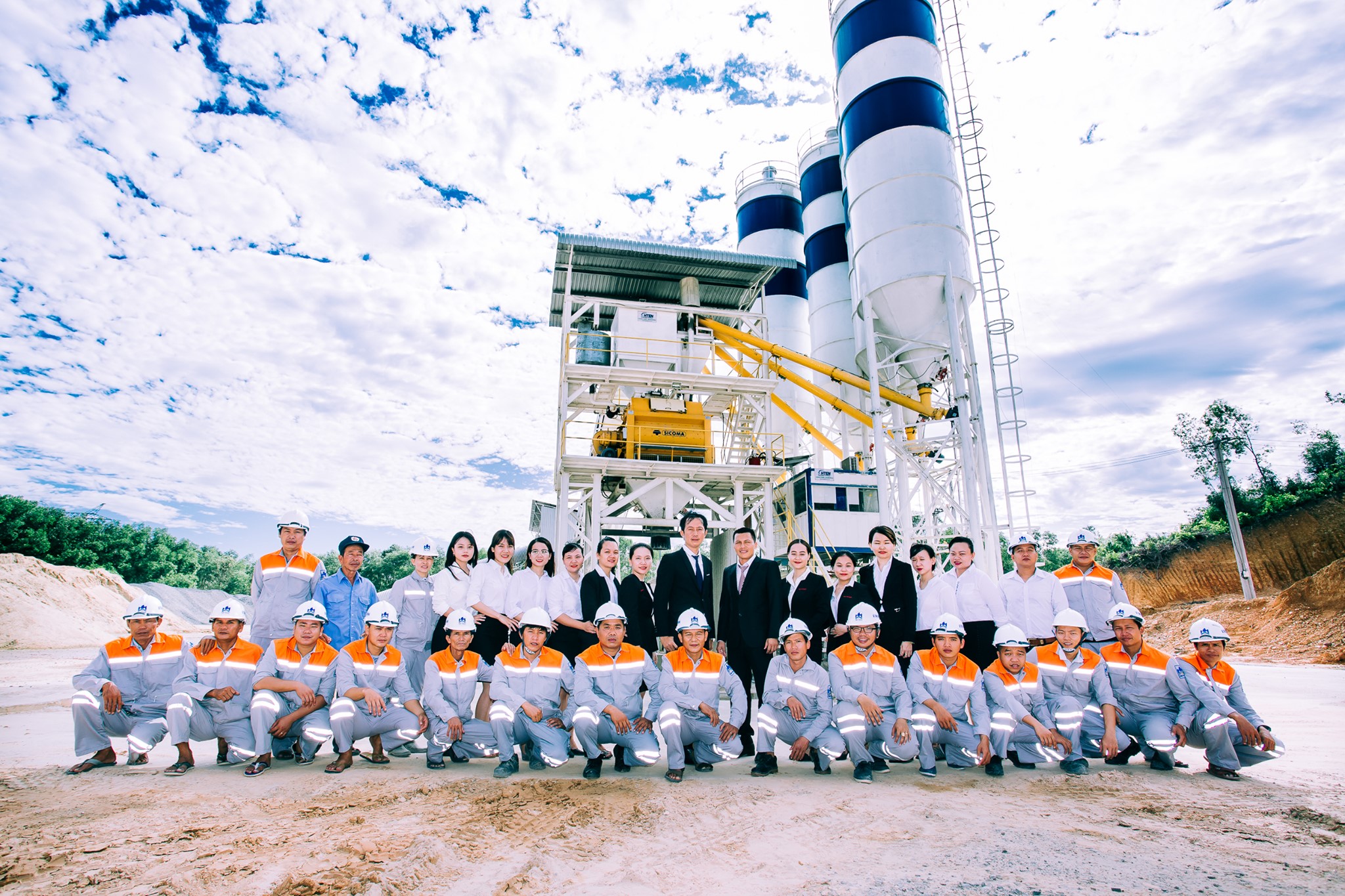 đồng phục công ty bê tông